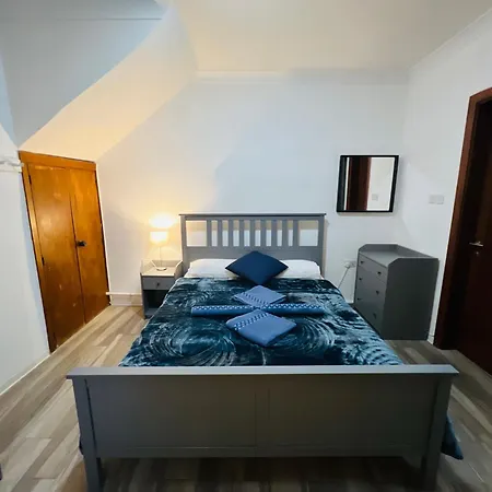 Island Breeze Apartman *
